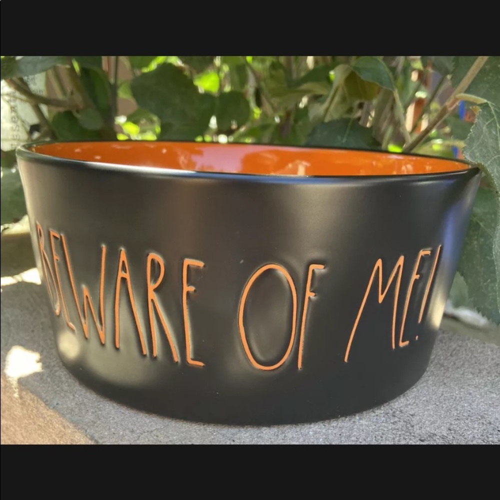 Rae Dunn Halloween Black Orange BEWARE OF ME! Dog Pet Bowl. H 3.5” W 8”. (7 Cup)